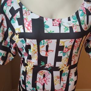 Plus size graphic midi dress